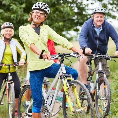 Greenhouse Living Fagus Mit Terrasse Und Feuerstelle - 6 Minuten Nach Winterberg - 4 Minuten Zur Ruhrquelle - Wandern - Mountainbike Fahren - Reisen Mit Hund & Geniessen Medebach