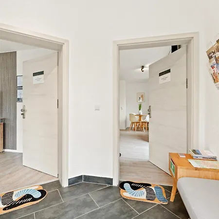 Greenhouse Living Fagus Mit Terrasse Und Feuerstelle - 6 Minuten Nach Winterberg - 4 Minuten Zur Ruhrquelle - Wandern - Mountainbike Fahren - Reisen Mit Hund & Geniessen