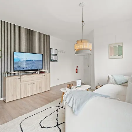 Greenhouse Living Fagus Mit Terrasse Und Feuerstelle - 6 Minuten Nach Winterberg - 4 Minuten Zur Ruhrquelle - Wandern - Mountainbike Fahren - Reisen Mit Hund & Geniessen * Medebach