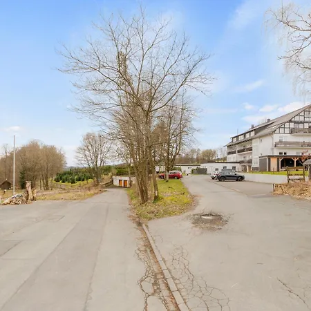 Lägenhet Greenhouse Living Fagus Mit Terrasse Und Feuerstelle - 6 Minuten Nach Winterberg - 4 Minuten Zur Ruhrquelle - Wandern - Mountainbike Fahren - Reisen Mit Hund & Geniessen *