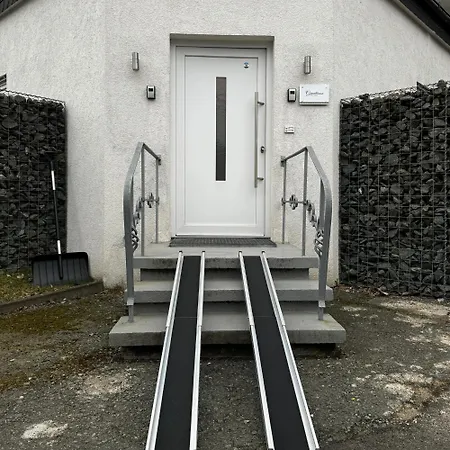 Greenhouse Living Fagus Mit Terrasse Und Feuerstelle - 6 Minuten Nach Winterberg - 4 Minuten Zur Ruhrquelle - Wandern - Mountainbike Fahren - Reisen Mit Hund & Geniessen