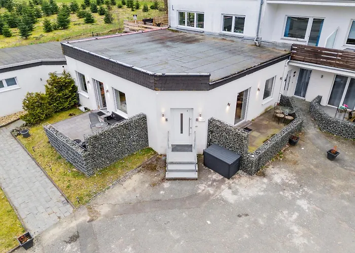 Appartement Greenhouse Living Fagus Mit Terrasse Und Feuerstelle - 6 Minuten Nach Winterberg - 4 Minuten Zur Ruhrquelle - Wandern - Mountainbike Fahren - Reisen Mit Hund & Geniessen Medebach