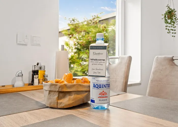 Appartement Greenhouse Living Fagus Mit Terrasse Und Feuerstelle - 6 Minuten Nach Winterberg - 4 Minuten Zur Ruhrquelle - Wandern - Mountainbike Fahren - Reisen Mit Hund & Geniessen Medebach